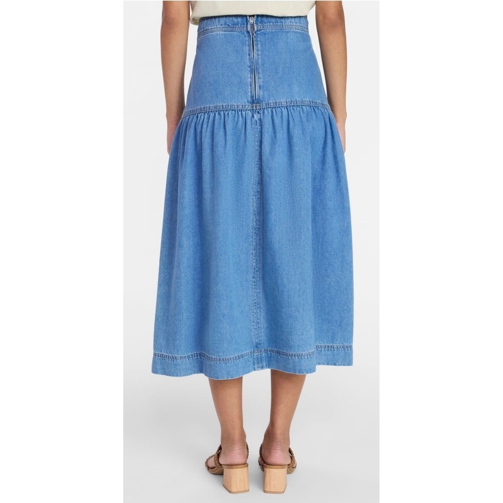 Time and Tru Drapey Denim Skirt Light Wash Tiered Midi Skirt Size 8 NWT - Picture 5 of 5